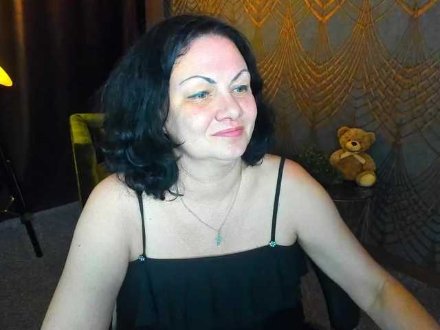 IrissMoon live cam on BongaCams