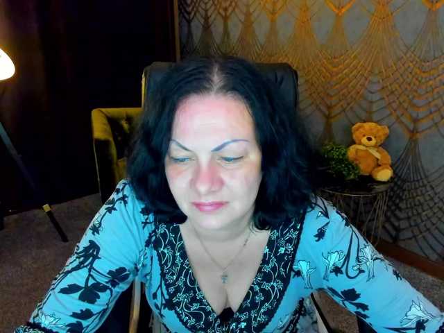 IrissMoon live cam on BongaCams