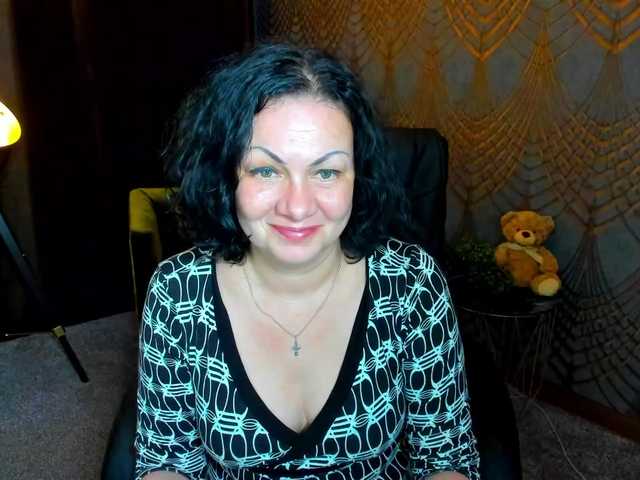 IrissMoon live cam on BongaCams