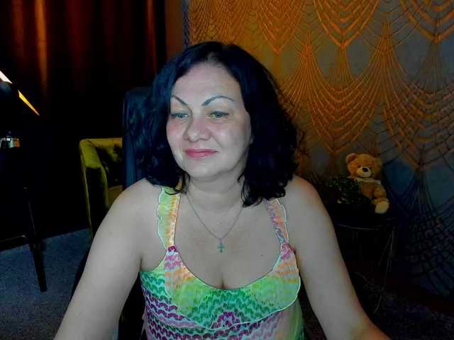 IrissMoon live webcam show