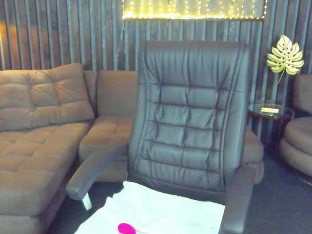 IrissMoon live cam on BongaCams