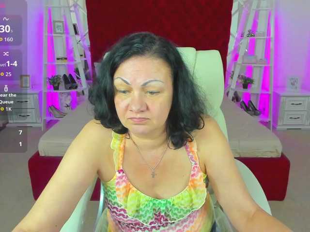 IrissMoon live webcam show