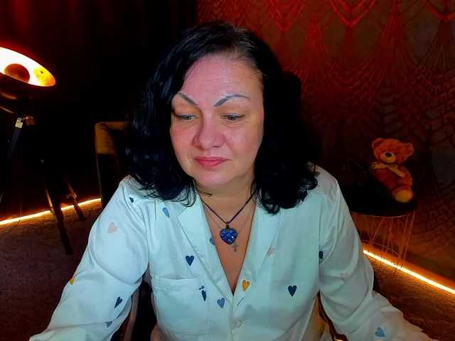 IrissMoon live cam on BongaCams