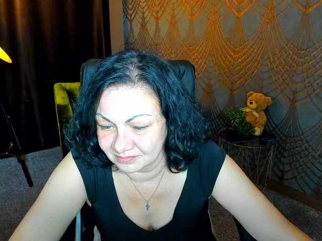 IrissMoon live cam on BongaCams