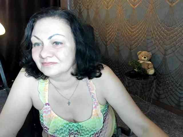 IrissMoon Live Webcam on BongaCams