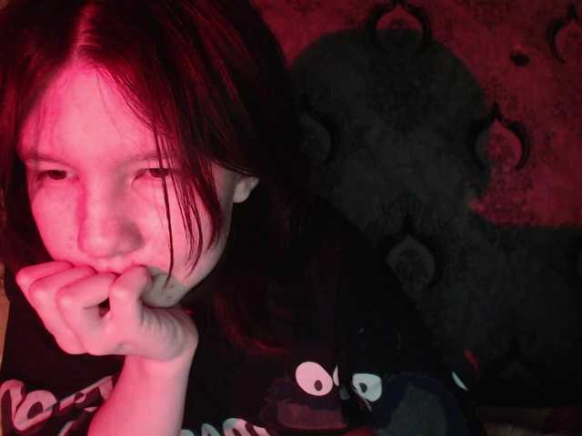 Rozvelt's BongaCams show and profile