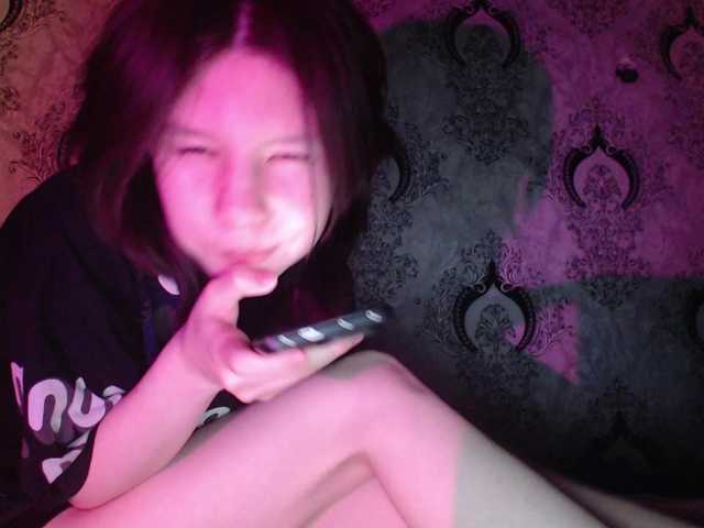 Rozvelt Live Cam on BongaCams