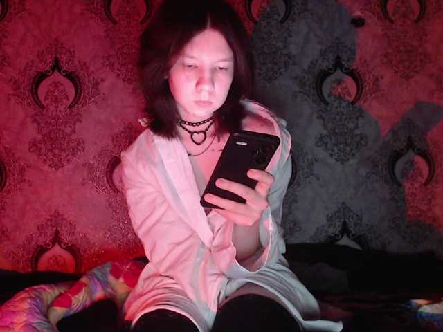 Rozvelt's BongaCams show and profile