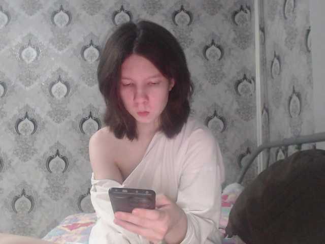 Rozvelt Live Cam on BongaCams
