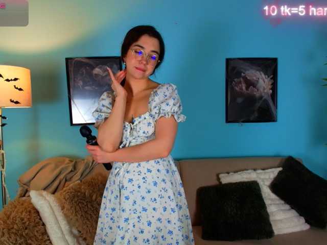 MissDilara live cam on BongaCams