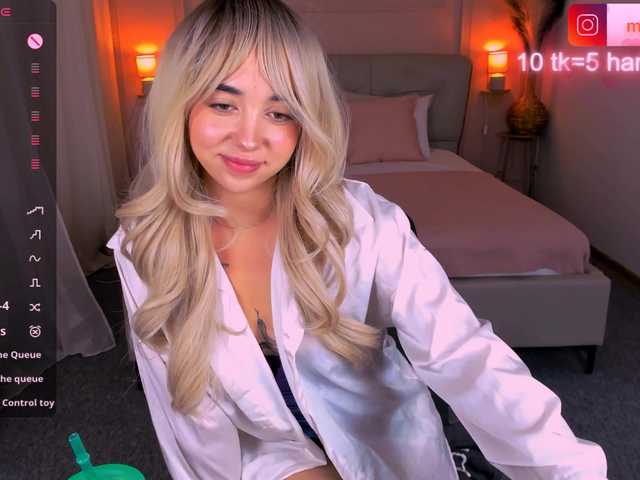 MissDilara live cam on BongaCams