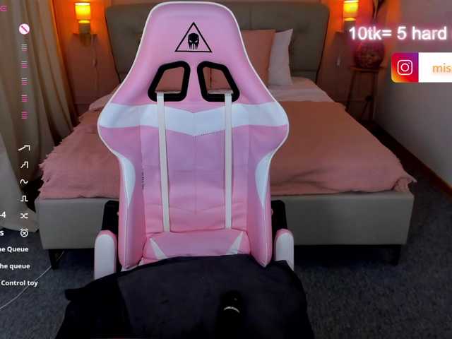 MissDilara live cam on BongaCams