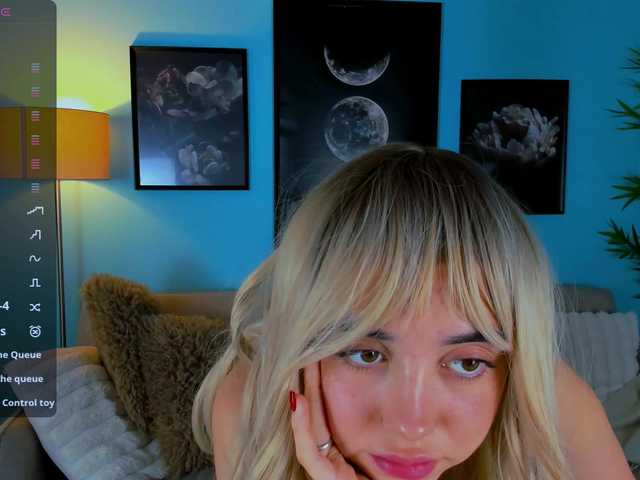 MissDilara live cam on BongaCams