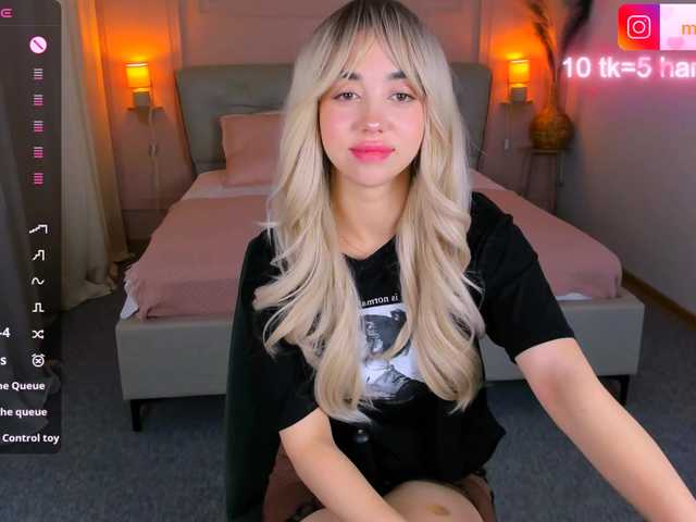 MissDilara live cam on BongaCams