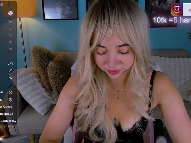 MissDilara live cam on BongaCams