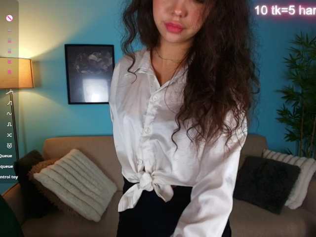 MissDilara, en vivo ahora en BongaCams