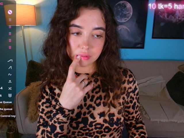 MissDilara live cam on BongaCams