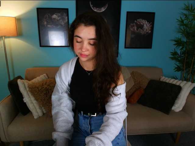 MissDilara live cam on BongaCams