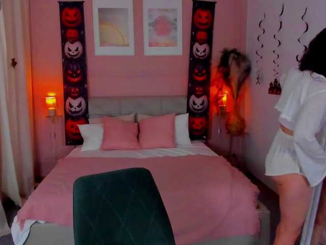 MissDilara live cam on BongaCams