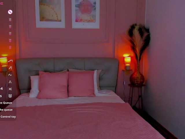 MissDilara live cam on BongaCams