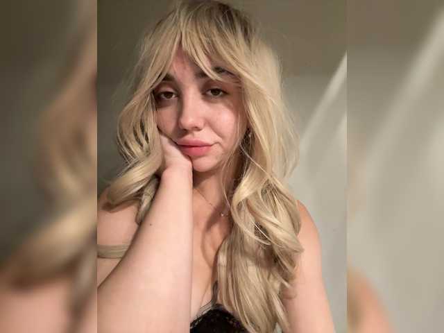 MissDilara live cam on BongaCams