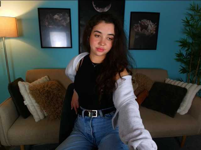 MissDilara, en vivo ahora en BongaCams