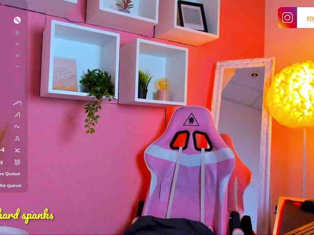 MissDilara webcam