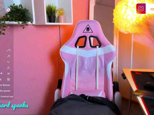 MissDilara webcam
