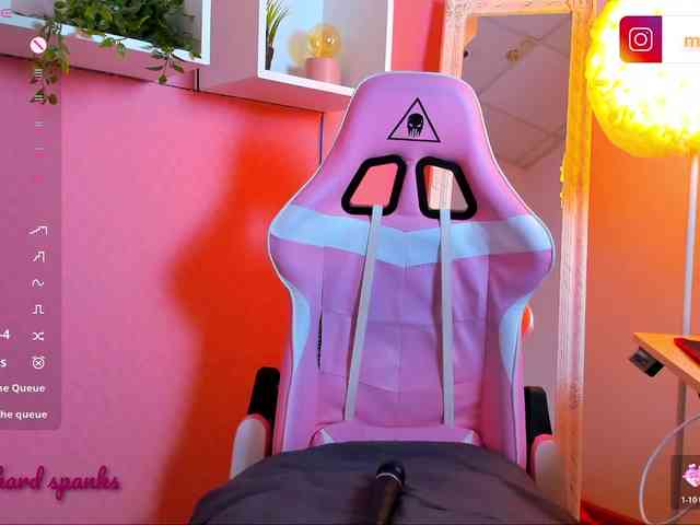 MissDilara webcam