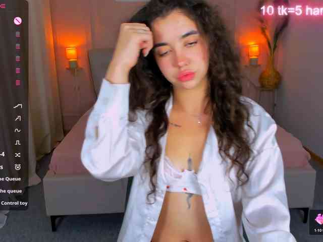 MissDilara webcam