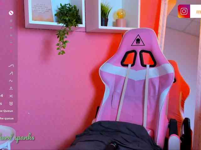 MissDilara Live Webcam on BongaCams