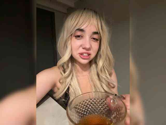 MissDilara webcam