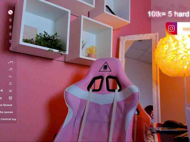 MissDilara webcam
