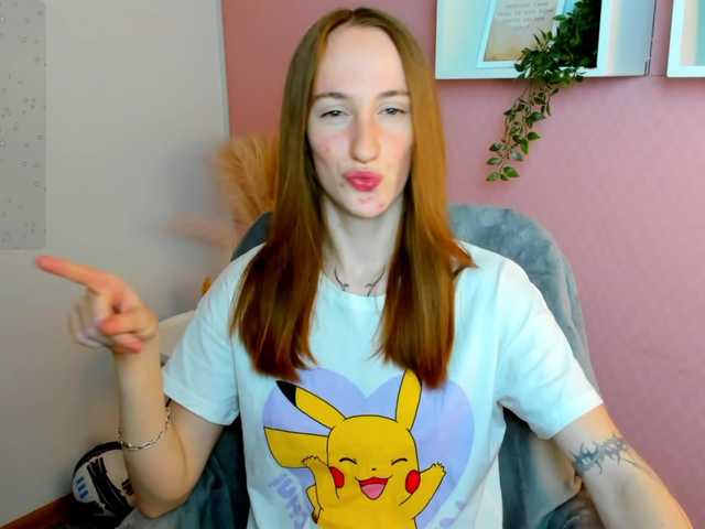 le modèle Jaidii est en webcam porno dans un show sur le site bongacams, il possède les tags suivants: White/Caucasian,Redhead,Shaved