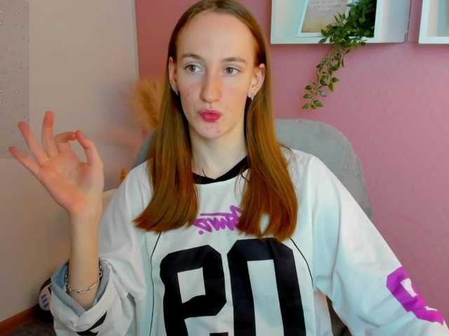 Jaidii live cam on BongaCams