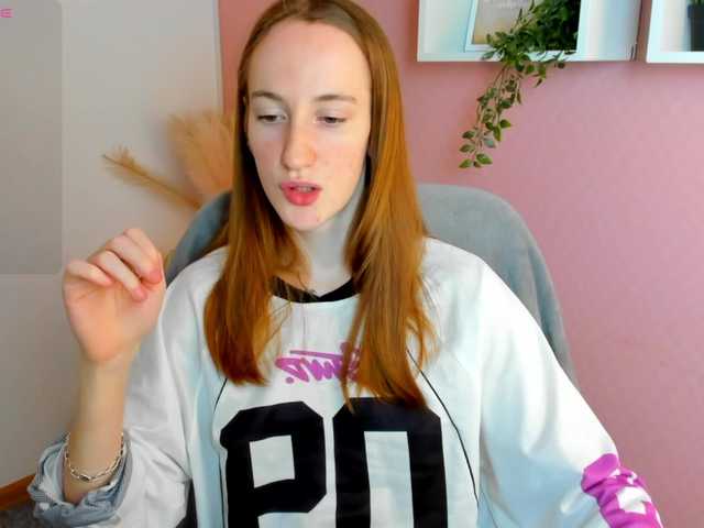 Jaidii live cam on BongaCams