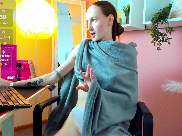Jaidii live cam on BongaCams