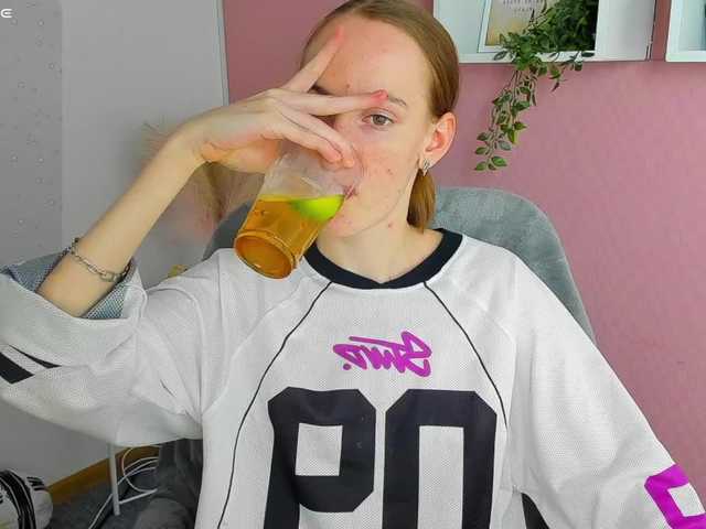 Jaidii live cam preview