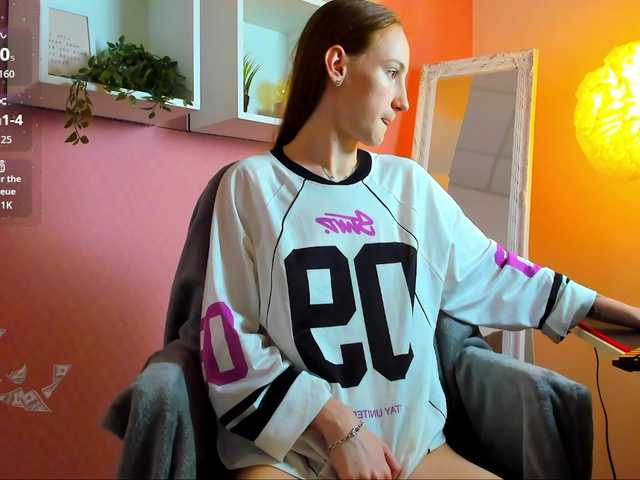 Jaidii live webcam show