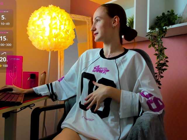 Jaidii live cam on BongaCams