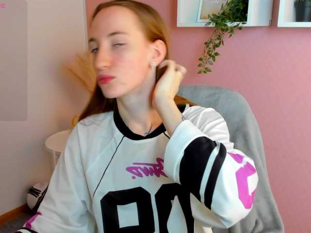 Jaidii live cam on BongaCams