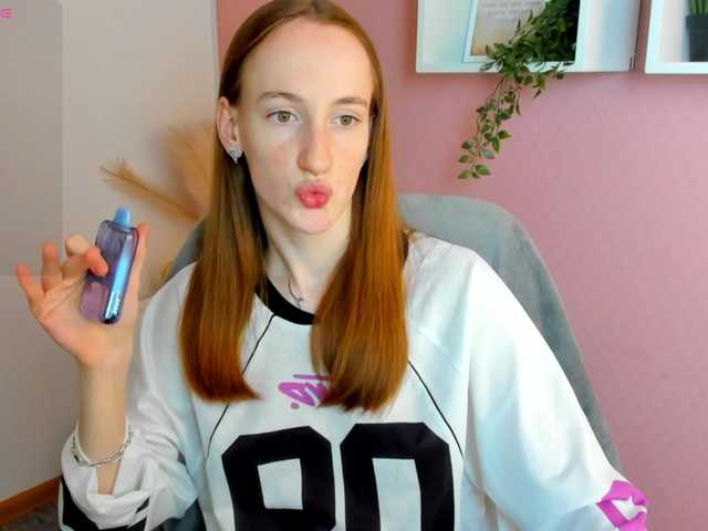 Jaidii live cam on BongaCams