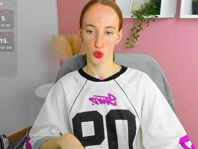 Jaidii live cam on BongaCams