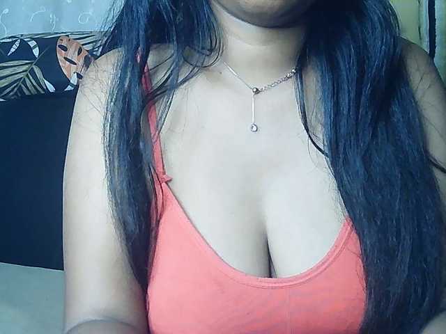 Happyi live cam on BongaCams