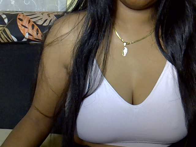 Camgirl Happyi sur Bongacams