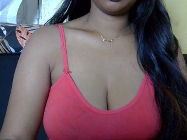 Happyi webcam bongacams model stream image