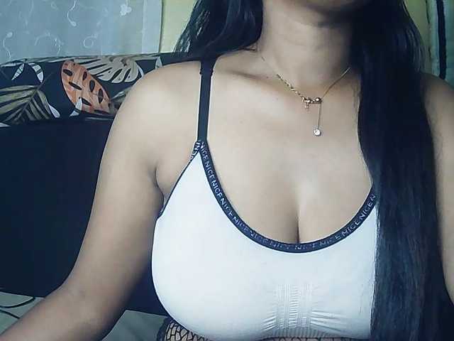 Camgirl Happyi sur Bongacams