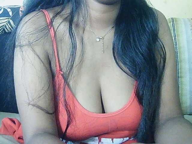 Happyi live cam on BongaCams