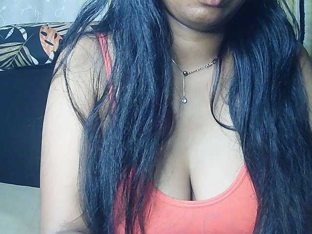 Happyi live cam on BongaCams