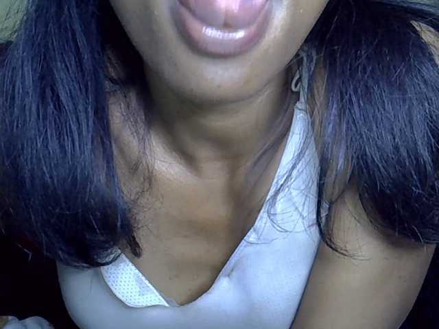 Happyi live cam